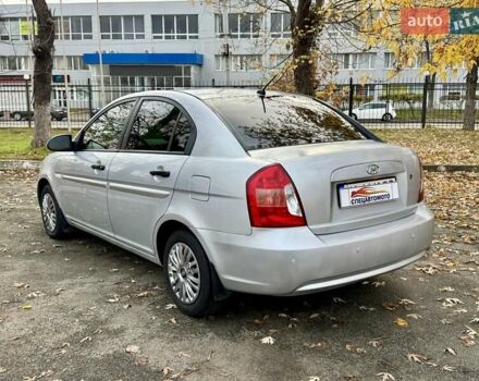 Серый Хендай Акцент, объемом двигателя 1.4 л и пробегом 165 тыс. км за 4990 $, фото 8 на Automoto.ua