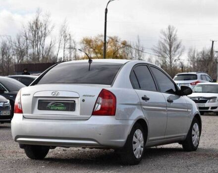 Серый Хендай Акцент, объемом двигателя 1.4 л и пробегом 327 тыс. км за 4999 $, фото 1 на Automoto.ua