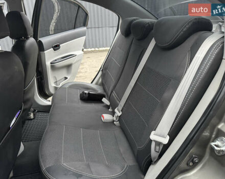 Серый Хендай Акцент, объемом двигателя 1.4 л и пробегом 122 тыс. км за 4500 $, фото 13 на Automoto.ua