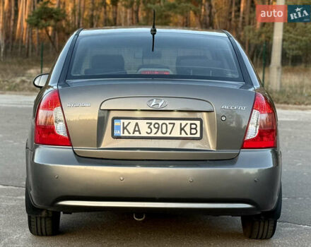 Сірий Хендай Акцент, об'ємом двигуна 1.4 л та пробігом 138 тис. км за 5600 $, фото 32 на Automoto.ua