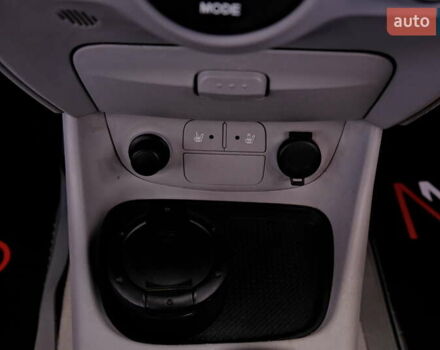 Серый Хендай Акцент, объемом двигателя 1.6 л и пробегом 55 тыс. км за 6900 $, фото 26 на Automoto.ua