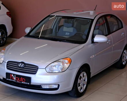 Серый Хендай Акцент, объемом двигателя 1.6 л и пробегом 55 тыс. км за 6900 $, фото 3 на Automoto.ua