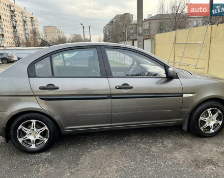 Серый Хендай Акцент, объемом двигателя 1.4 л и пробегом 154 тыс. км за 4500 $, фото 6 на Automoto.ua