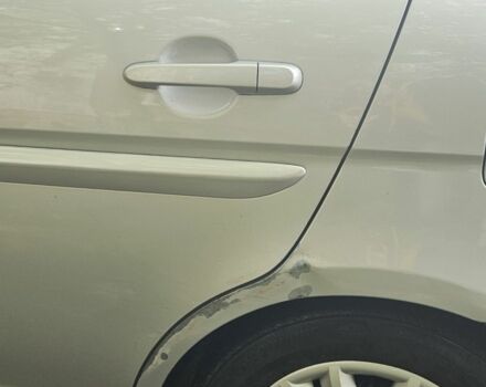 Серый Хендай Акцент, объемом двигателя 1.6 л и пробегом 208 тыс. км за 4000 $, фото 5 на Automoto.ua