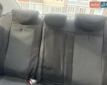 Сірий Хендай Акцент, об'ємом двигуна 1.6 л та пробігом 236 тис. км за 5500 $, фото 3 на Automoto.ua