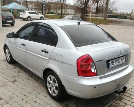 Серый Хендай Акцент, объемом двигателя 1.4 л и пробегом 235 тыс. км за 4250 $, фото 5 на Automoto.ua