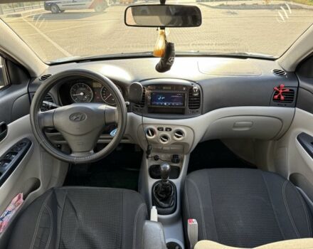 Серый Хендай Акцент, объемом двигателя 1.5 л и пробегом 154 тыс. км за 4799 $, фото 22 на Automoto.ua