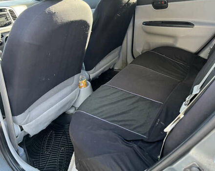 Серый Хендай Акцент, объемом двигателя 1.6 л и пробегом 308 тыс. км за 4600 $, фото 13 на Automoto.ua