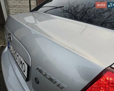 Серый Хендай Акцент, объемом двигателя 1.4 л и пробегом 82 тыс. км за 6600 $, фото 57 на Automoto.ua