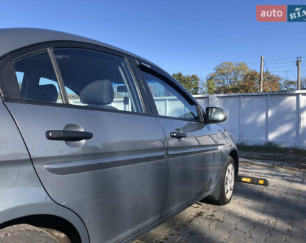 Сірий Хендай Акцент, об'ємом двигуна 1.4 л та пробігом 200 тис. км за 5000 $, фото 17 на Automoto.ua