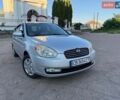 Серый Хендай Акцент, объемом двигателя 1.6 л и пробегом 130 тыс. км за 5600 $, фото 1 на Automoto.ua