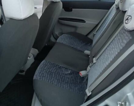 Сірий Хендай Акцент, об'ємом двигуна 1.4 л та пробігом 130 тис. км за 5100 $, фото 35 на Automoto.ua