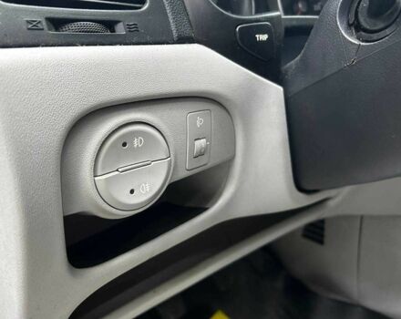 Серый Хендай Акцент, объемом двигателя 1.4 л и пробегом 168 тыс. км за 5200 $, фото 9 на Automoto.ua