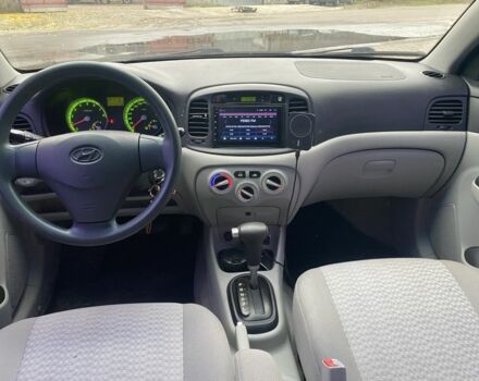 Сірий Хендай Акцент, об'ємом двигуна 1.4 л та пробігом 252 тис. км за 4500 $, фото 7 на Automoto.ua