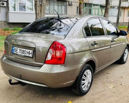 Серый Хендай Акцент, объемом двигателя 1.4 л и пробегом 165 тыс. км за 4950 $, фото 2 на Automoto.ua