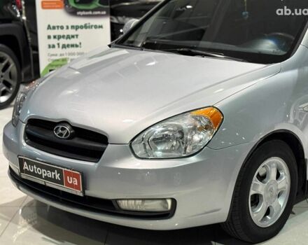 Серый Хендай Акцент, объемом двигателя 1.4 л и пробегом 203 тыс. км за 4990 $, фото 7 на Automoto.ua