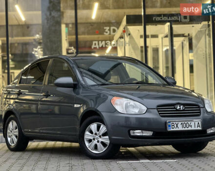 Серый Хендай Акцент, объемом двигателя 1.5 л и пробегом 155 тыс. км за 5200 $, фото 2 на Automoto.ua