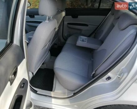 Серый Хендай Акцент, объемом двигателя 1.6 л и пробегом 150 тыс. км за 7000 $, фото 20 на Automoto.ua