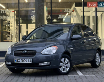 Серый Хендай Акцент, объемом двигателя 1.5 л и пробегом 155 тыс. км за 5200 $, фото 3 на Automoto.ua