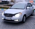 Серый Хендай Акцент, объемом двигателя 1.4 л и пробегом 186 тыс. км за 5000 $, фото 5 на Automoto.ua