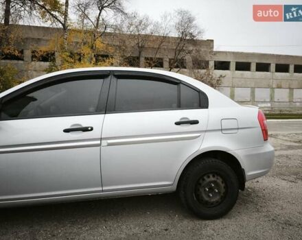 Сірий Хендай Акцент, об'ємом двигуна 1.5 л та пробігом 150 тис. км за 5500 $, фото 3 на Automoto.ua