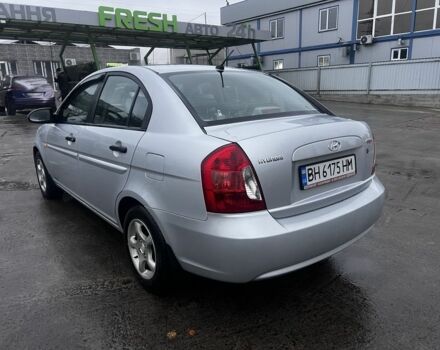 Серый Хендай Акцент, объемом двигателя 1.4 л и пробегом 220 тыс. км за 4500 $, фото 2 на Automoto.ua