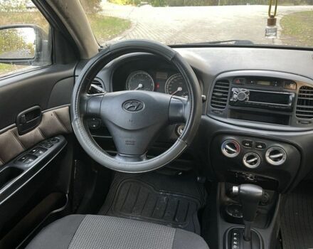 Сірий Хендай Акцент, об'ємом двигуна 1.4 л та пробігом 160 тис. км за 4999 $, фото 8 на Automoto.ua