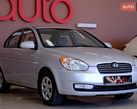 Серый Хендай Акцент, объемом двигателя 1.6 л и пробегом 55 тыс. км за 6900 $, фото 6 на Automoto.ua