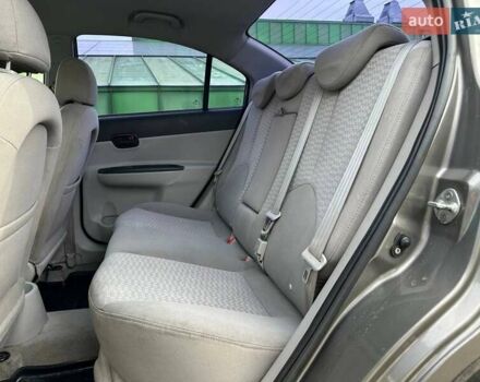 Сірий Хендай Акцент, об'ємом двигуна 1.4 л та пробігом 228 тис. км за 5990 $, фото 9 на Automoto.ua