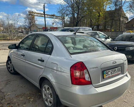 Сірий Хендай Акцент, об'ємом двигуна 1.4 л та пробігом 194 тис. км за 5300 $, фото 4 на Automoto.ua