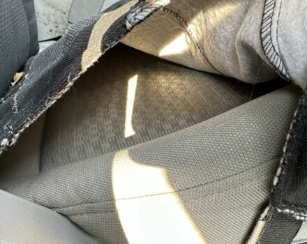 Серый Хендай Акцент, объемом двигателя 1.4 л и пробегом 180 тыс. км за 1200 $, фото 7 на Automoto.ua