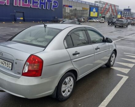 Серый Хендай Акцент, объемом двигателя 1.5 л и пробегом 268 тыс. км за 3400 $, фото 2 на Automoto.ua