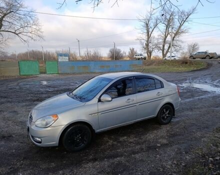 Сірий Хендай Акцент, об'ємом двигуна 1.4 л та пробігом 300 тис. км за 2800 $, фото 4 на Automoto.ua