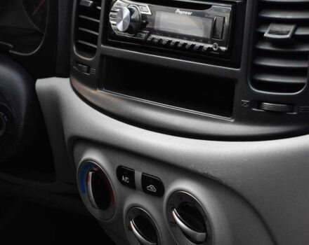 Серый Хендай Акцент, объемом двигателя 1.4 л и пробегом 327 тыс. км за 4999 $, фото 10 на Automoto.ua