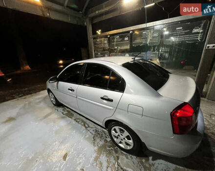 Серый Хендай Акцент, объемом двигателя 1.4 л и пробегом 140 тыс. км за 5199 $, фото 9 на Automoto.ua