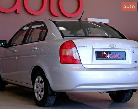 Серый Хендай Акцент, объемом двигателя 1.6 л и пробегом 55 тыс. км за 6900 $, фото 23 на Automoto.ua