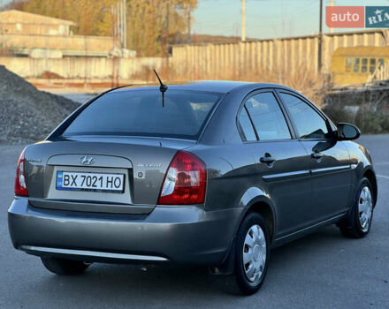 Серый Хендай Акцент, объемом двигателя 1.4 л и пробегом 98 тыс. км за 4899 $, фото 3 на Automoto.ua