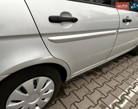 Серый Хендай Акцент, объемом двигателя 1.4 л и пробегом 327 тыс. км за 4500 $, фото 15 на Automoto.ua