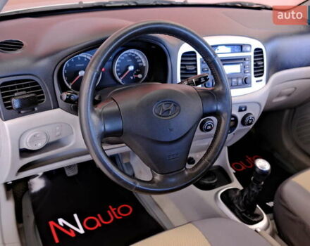 Серый Хендай Акцент, объемом двигателя 1.6 л и пробегом 55 тыс. км за 6900 $, фото 36 на Automoto.ua