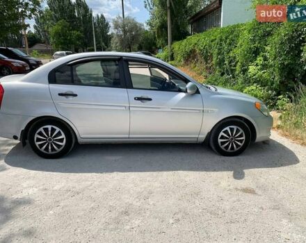 Сірий Хендай Акцент, об'ємом двигуна 1.4 л та пробігом 170 тис. км за 5100 $, фото 11 на Automoto.ua