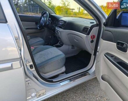 Серый Хендай Акцент, объемом двигателя 1.4 л и пробегом 275 тыс. км за 4700 $, фото 11 на Automoto.ua