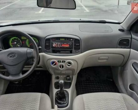 Сірий Хендай Акцент, об'ємом двигуна 1.49 л та пробігом 268 тис. км за 3500 $, фото 4 на Automoto.ua