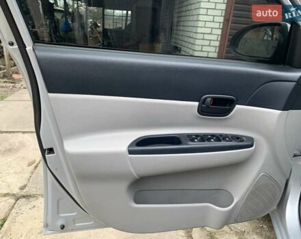 Серый Хендай Акцент, объемом двигателя 1.4 л и пробегом 144 тыс. км за 5300 $, фото 14 на Automoto.ua