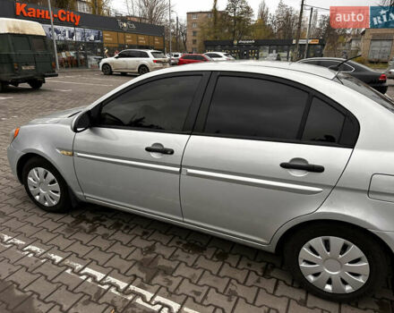 Серый Хендай Акцент, объемом двигателя 1.4 л и пробегом 327 тыс. км за 4500 $, фото 8 на Automoto.ua