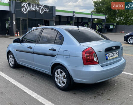 Серый Хендай Акцент, объемом двигателя 1.4 л и пробегом 85 тыс. км за 4700 $, фото 3 на Automoto.ua