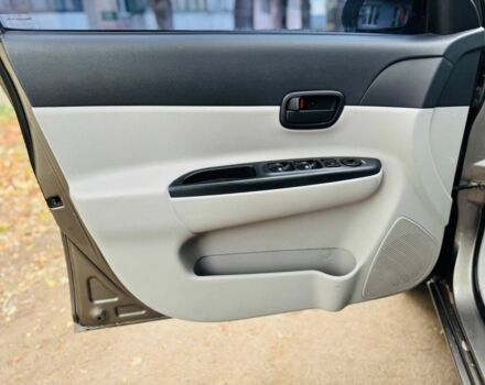 Серый Хендай Акцент, объемом двигателя 1.4 л и пробегом 165 тыс. км за 4950 $, фото 4 на Automoto.ua