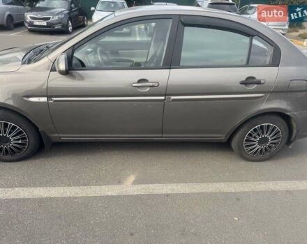 Сірий Хендай Акцент, об'ємом двигуна 1.6 л та пробігом 236 тис. км за 5500 $, фото 4 на Automoto.ua