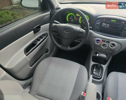 Серый Хендай Акцент, объемом двигателя 1.4 л и пробегом 82 тыс. км за 6600 $, фото 20 на Automoto.ua