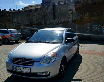 Сірий Хендай Акцент, об'ємом двигуна 1.4 л та пробігом 110 тис. км за 4800 $, фото 1 на Automoto.ua