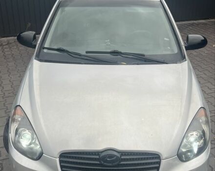 Серый Хендай Акцент, объемом двигателя 1.4 л и пробегом 269 тыс. км за 3500 $, фото 4 на Automoto.ua